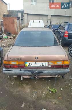 Седан Audi 100 1988 в Хмельницком