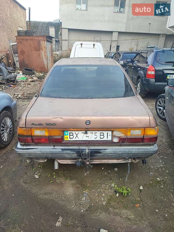 Седан Audi 100 1988 в Хмельницком