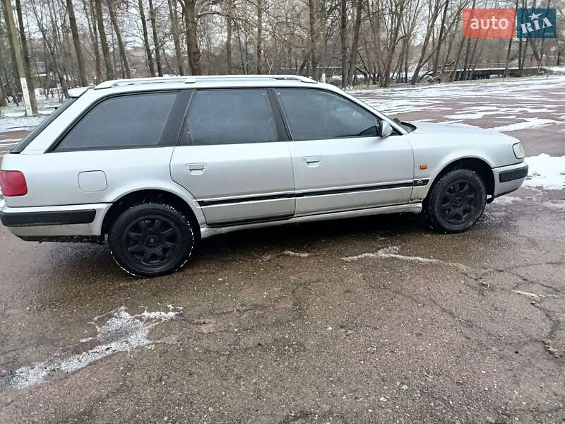 Універсал Audi 100 1992 в Городні