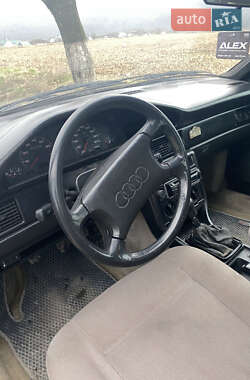 Седан Audi 100 1989 в Чорткове