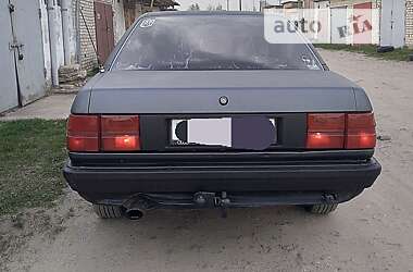 Седан Audi 100 1983 в Володимир-Волинському