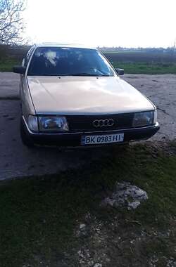 Седан Audi 100 1988 в Ровно