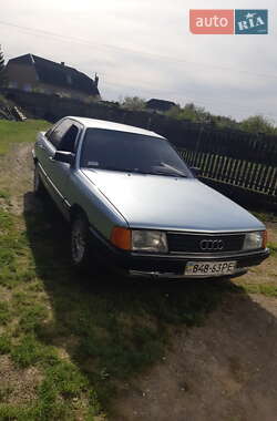 Седан Audi 100 1987 в Чопе Седан Audi 100 1987 в Чопе