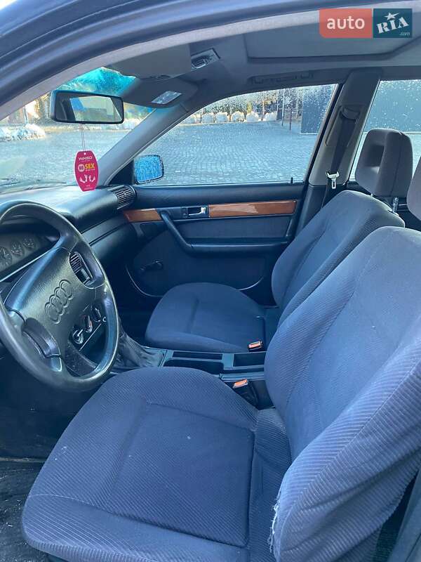 Седан Audi 100 1991 в Кельменцах