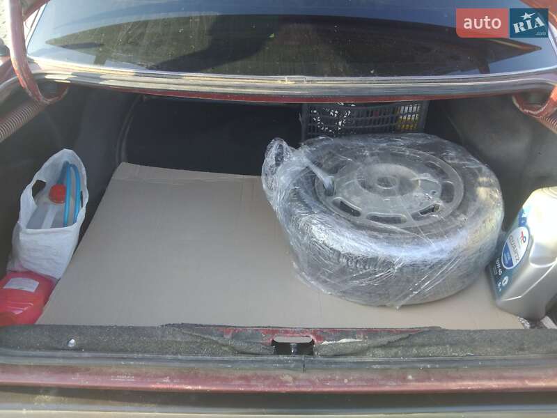 Седан Audi 100 1988 в Мукачево