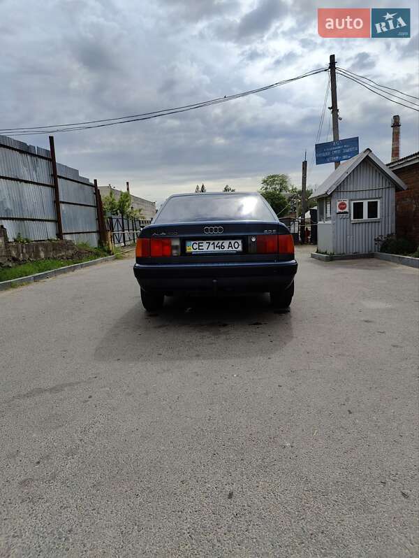 Седан Audi 100 1992 в Чернівцях
