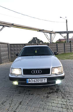 Седан Audi 100 1991 в Мукачевому