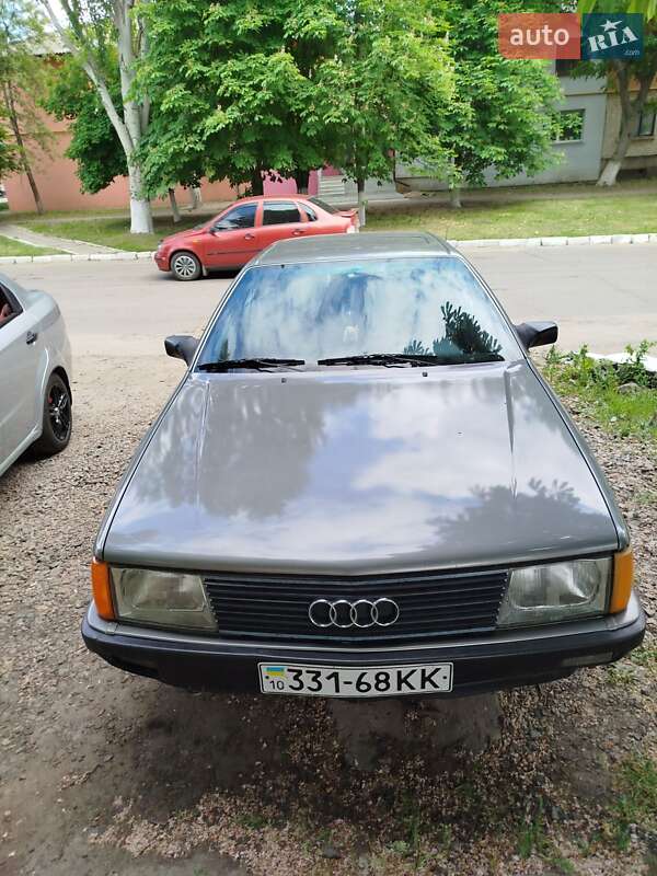 Audi 100 1987