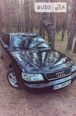 Седан Audi 100 1994 в Вараше