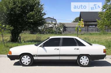 Седан Audi 100 1987 в Здолбунове