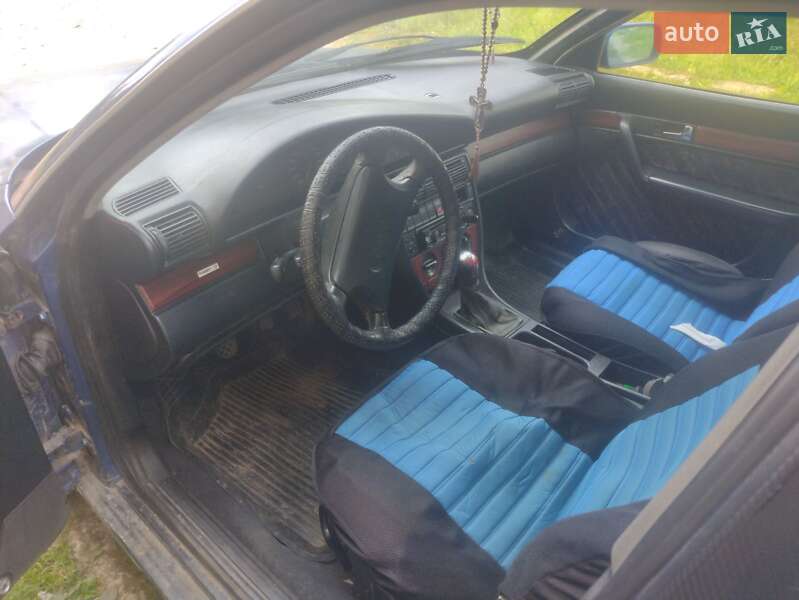 Седан Audi 100 1992 в Ужгороде
