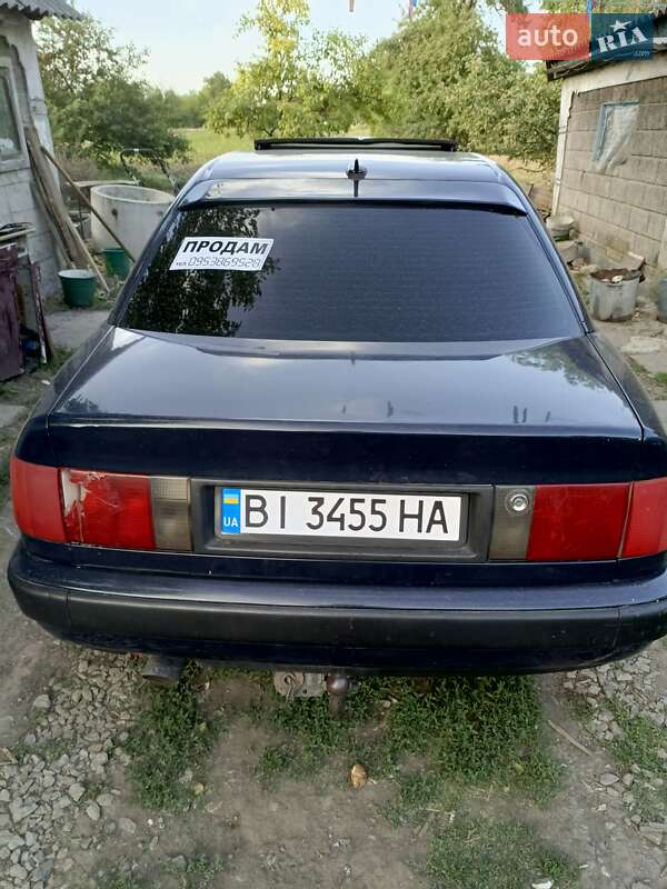 Седан Audi 100 1992 в Межовій