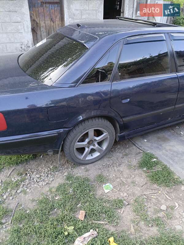 Седан Audi 100 1992 в Межовій