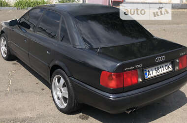 Седан Audi 100 1994 в Киеве