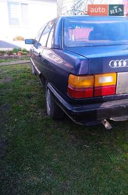 Седан Audi 100 1986 в Ивано-Франковске