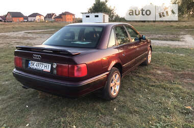 Седан Audi 100 1993 в Березному
