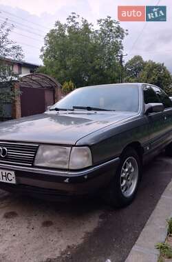 Седан Audi 100 1989 в 