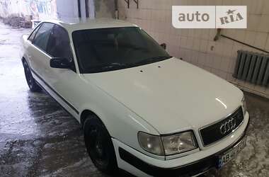 Седан Audi 100 1993 в Виннице