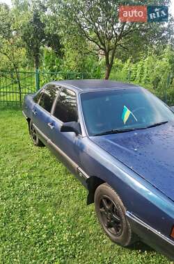 Седан Audi 100 1986 в Перечине