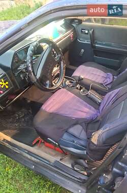 Седан Audi 100 1986 в Перечине