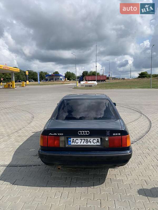 Седан Audi 100 1991 в Горохові