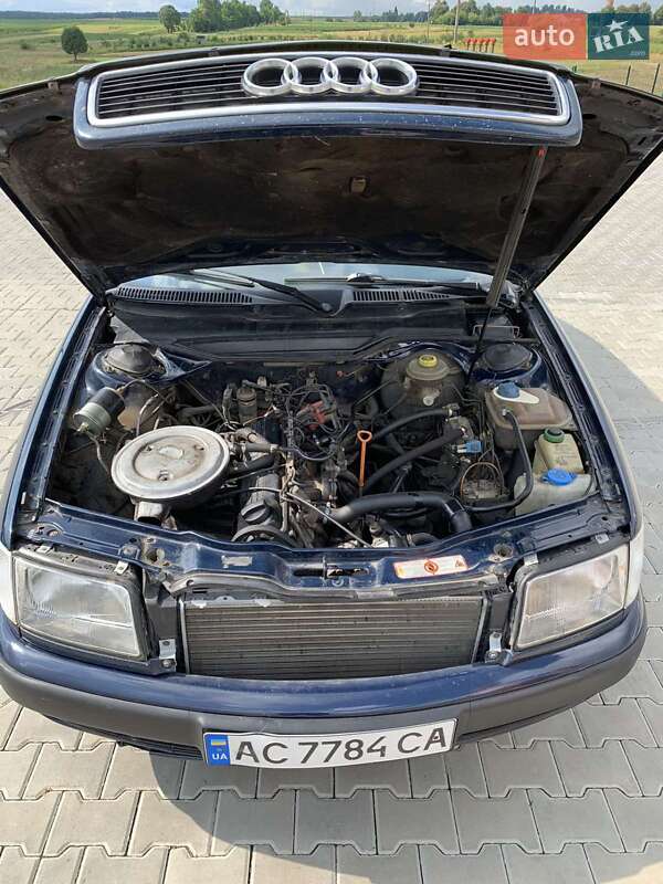 Седан Audi 100 1991 в Горохові
