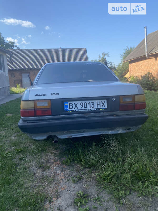 Седан Audi 100 1986 в Хмельницком