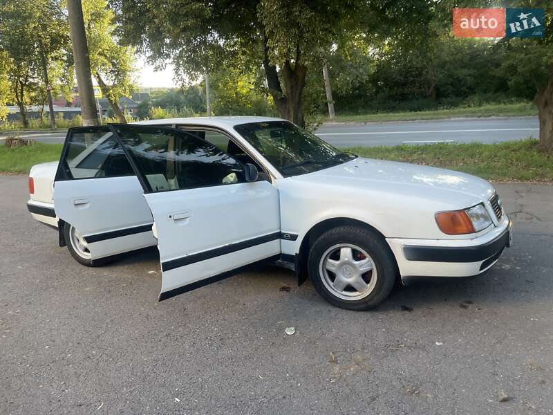 Седан Audi 100 1993 в Хмельницком