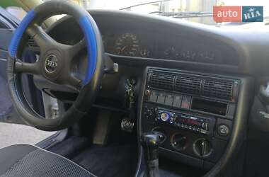 Седан Audi 100 1991 в 