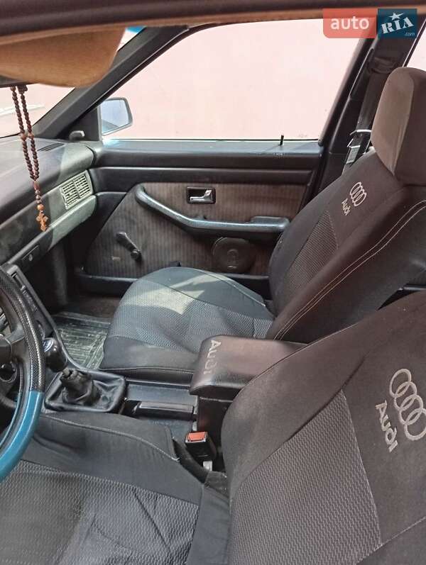 Седан Audi 100 1988 в Дніпрі