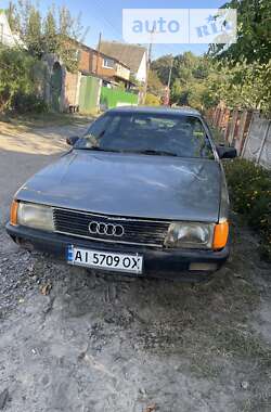 Седан Audi 100 1987 в Фастові