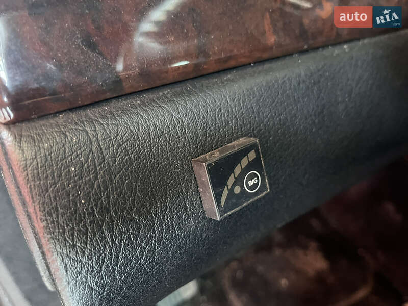 Седан Audi 100 1993 в Києві