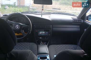 Седан Audi 100 1991 в 