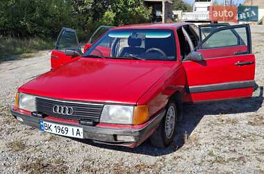 Універсал Audi 100 1988 в Рівному