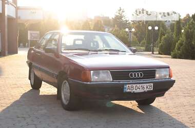 Седан Audi 100 1988 в Виннице