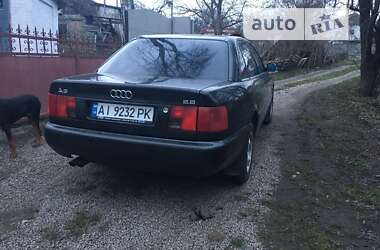 Седан Audi 100 1994 в Тараще