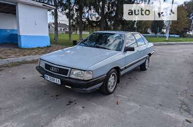 Седан Audi 100 1989 в Козине