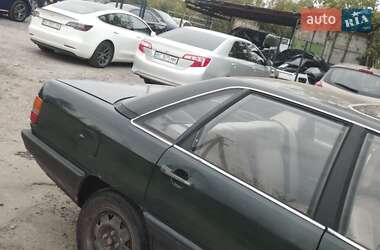 Седан Audi 100 1986 в Львове