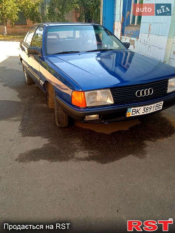 Седан Audi 100 1987 в Ровно фото Седан Audi 100 1987 в Ровно