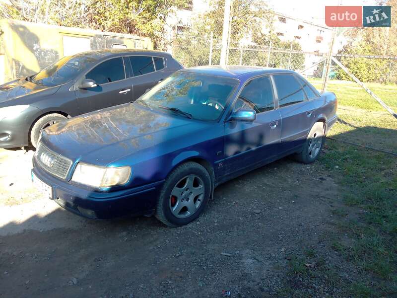 Седан Audi 100 1993 в Бережанах