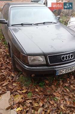 Седан Audi 100 1991 в Горохове