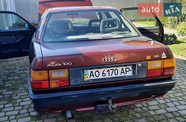 Седан Audi 100 1990 в Мукачевому