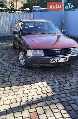 Седан Audi 100 1990 в Мукачевому