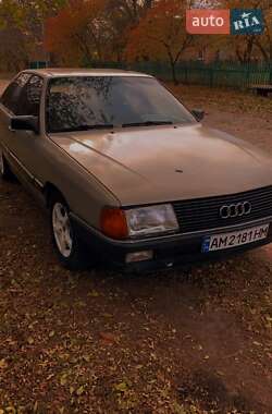 Седан Audi 100 1987 в Бердичеве