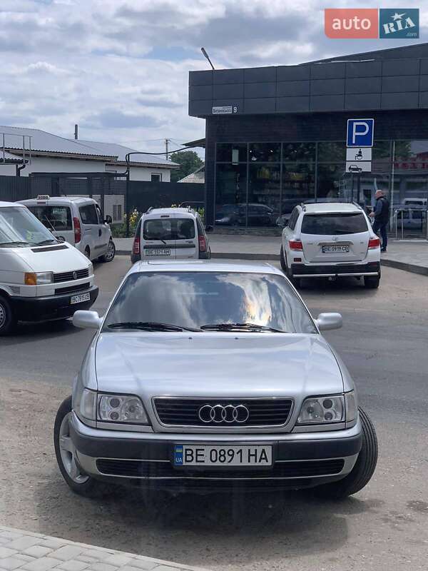 Седан Audi 100 1991 в Первомайську