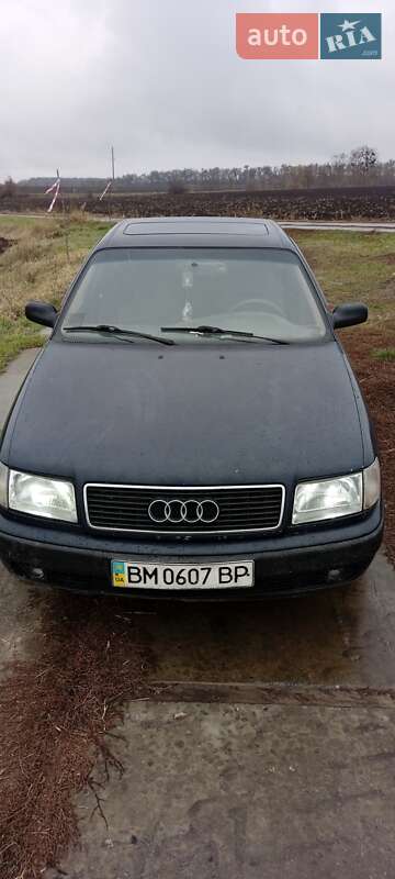 Седан Audi 100 1993 в Лохвице