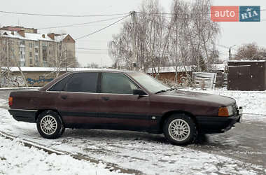 Седан Audi 100 1988 в Ровно