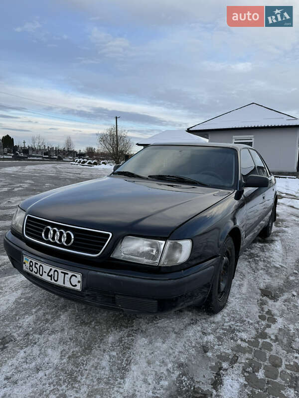 Седан Audi 100 1994 в Львове