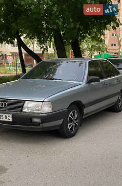 Седан Audi 100 1983 в Тернополі