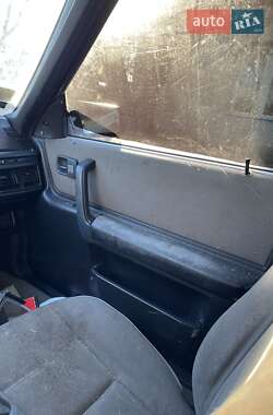 Седан Audi 100 1984 в 